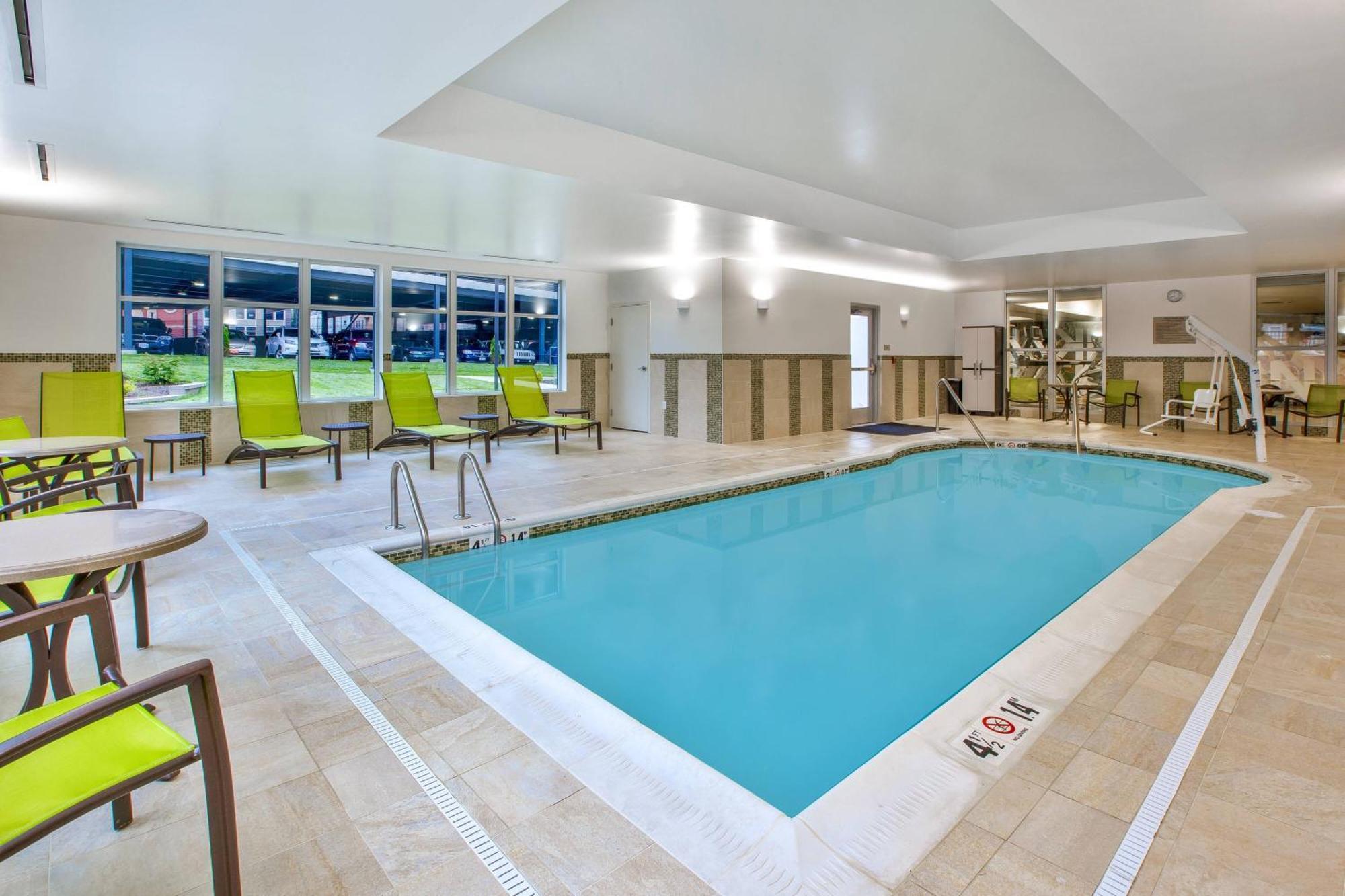 Springhill Suites By Marriott Pittsburgh Butler/Centre City Kültér fotó