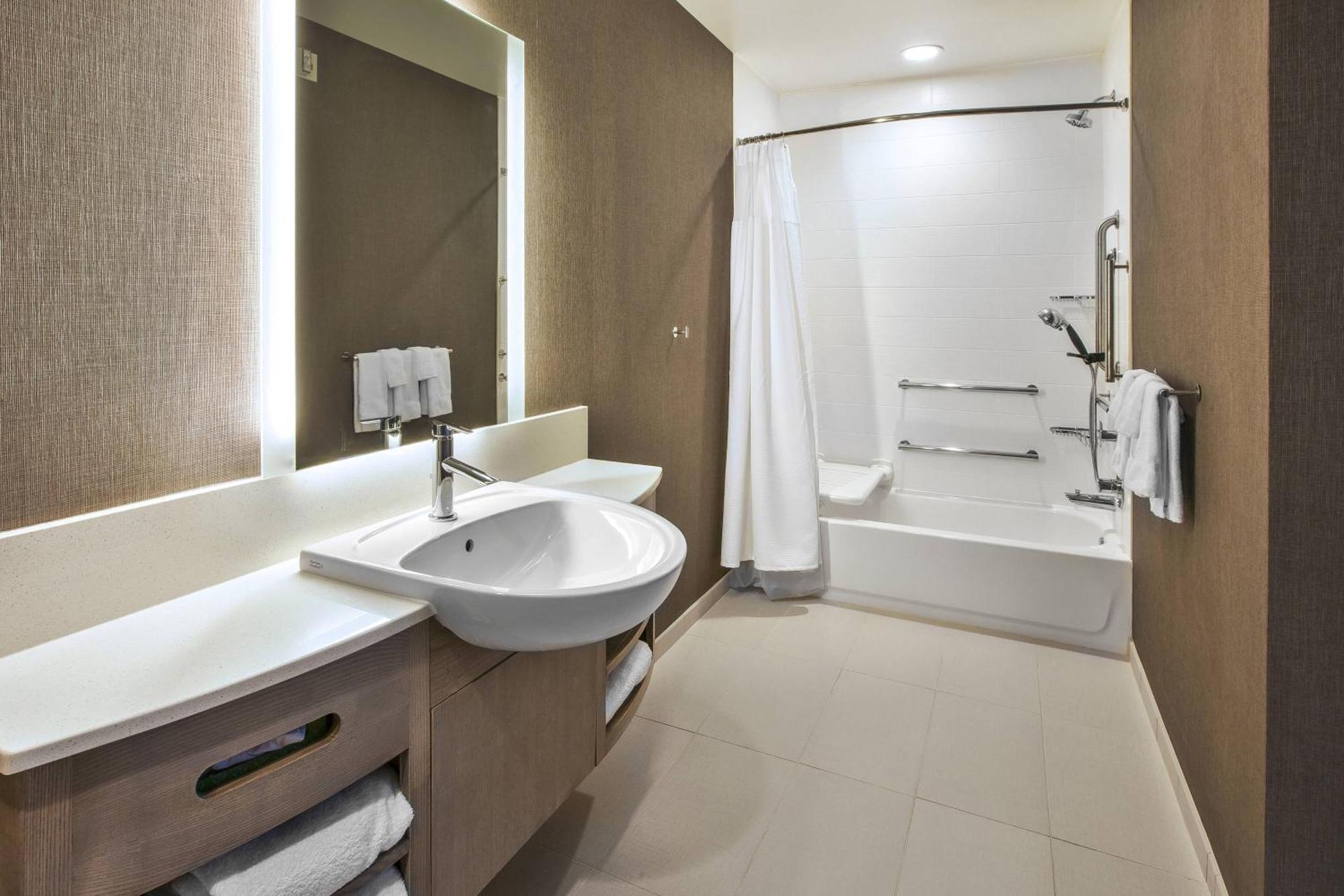 Springhill Suites By Marriott Pittsburgh Butler/Centre City Kültér fotó